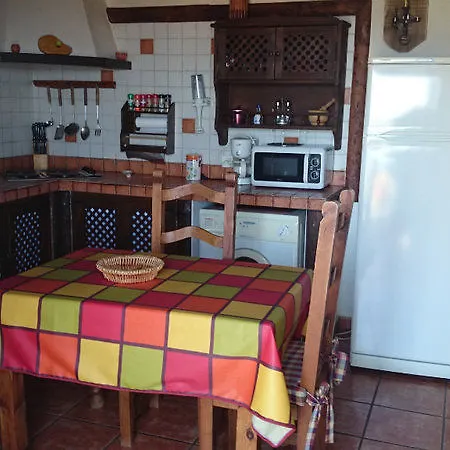 Complejo Rural La Brujita 3*