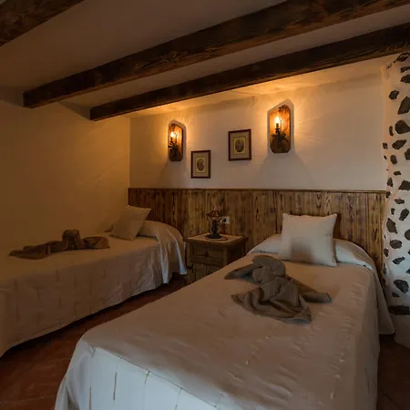 Complejo Rural La Brujita 3*