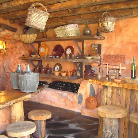 Hotel Complejo Rural La Brujita 3*